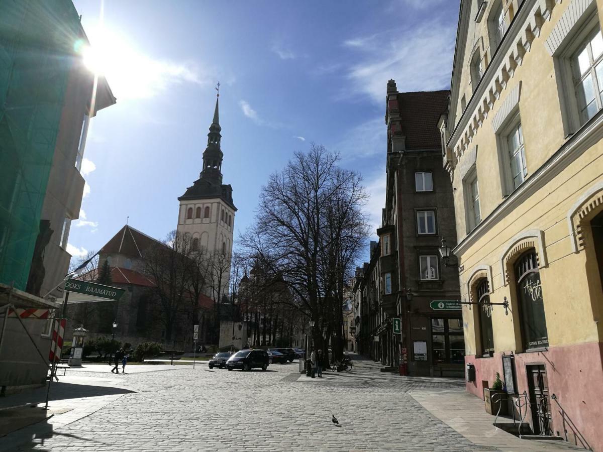 Old Town Niguliste Residence Tallinn Exteriör bild